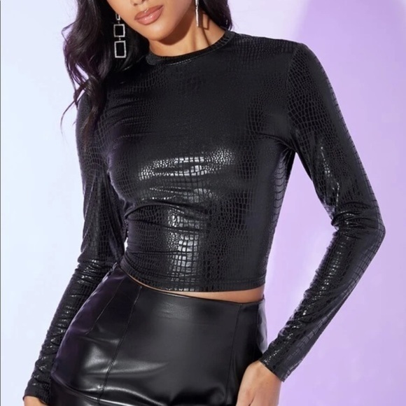 Tied Open Back Croc Embossed Top - Picture 1 of 8